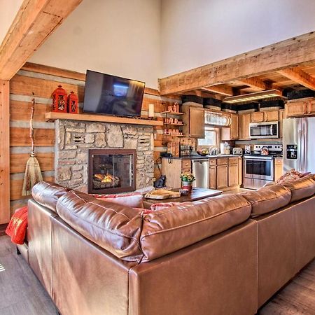 Panoramic-View Gatlinburg Cabin With Private Hot Tub Exterior photo