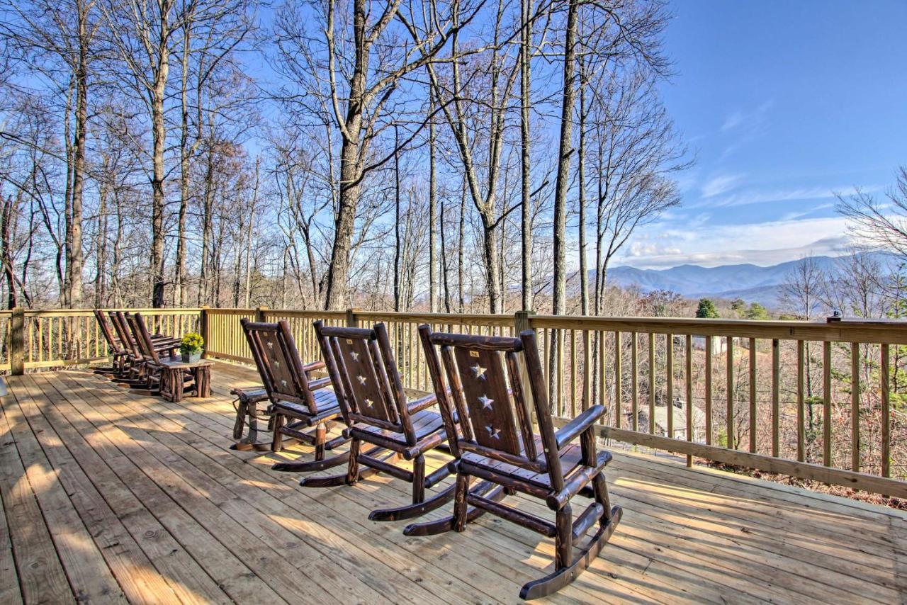 Panoramic-View Gatlinburg Cabin With Private Hot Tub Exterior photo