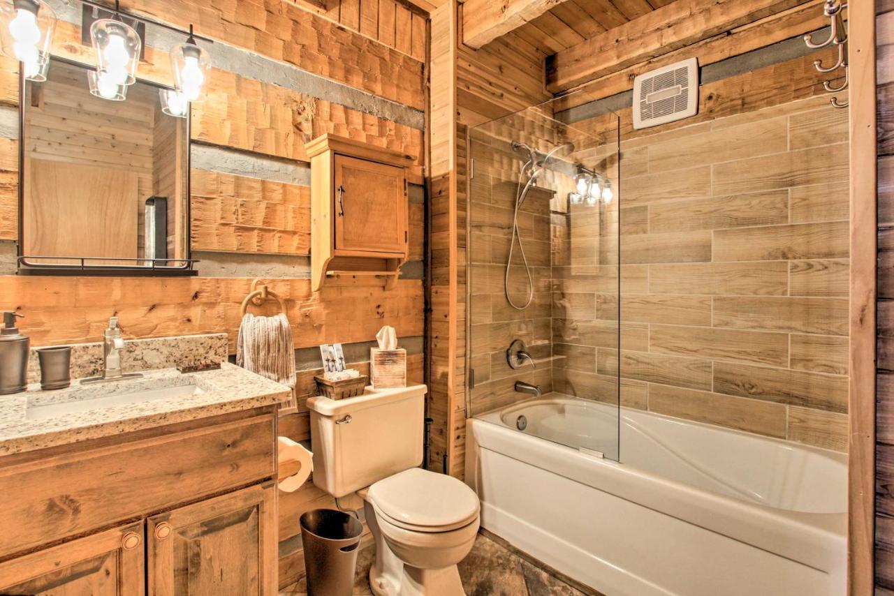 Panoramic-View Gatlinburg Cabin With Private Hot Tub Exterior photo